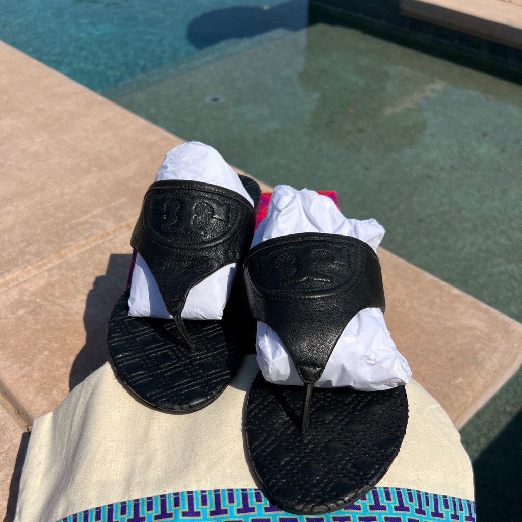 Tory Burch Fleming Quilted Sandals 8.5